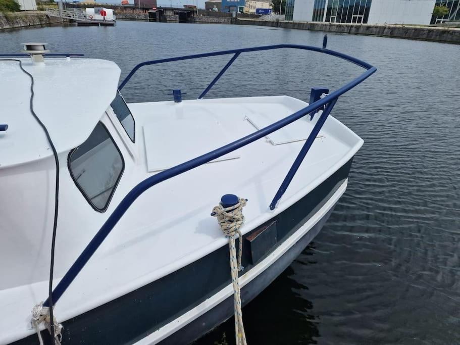 מלון קאלה Calaidonia Boat House מראה חיצוני תמונה
